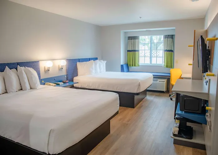 Microtel Inn & Suites By Wyndham Kingsland Naval Base I-95